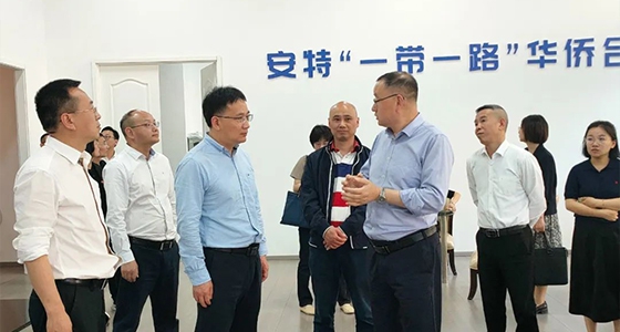 市人社党组书记调研新利体育
